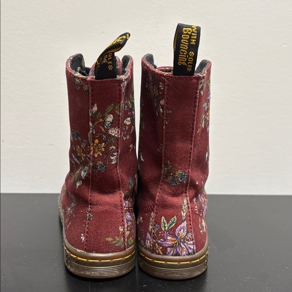 Dr. Martens Stratford Canvas combat boots floral red burgundy lace up US6 - Picture 8 of 10